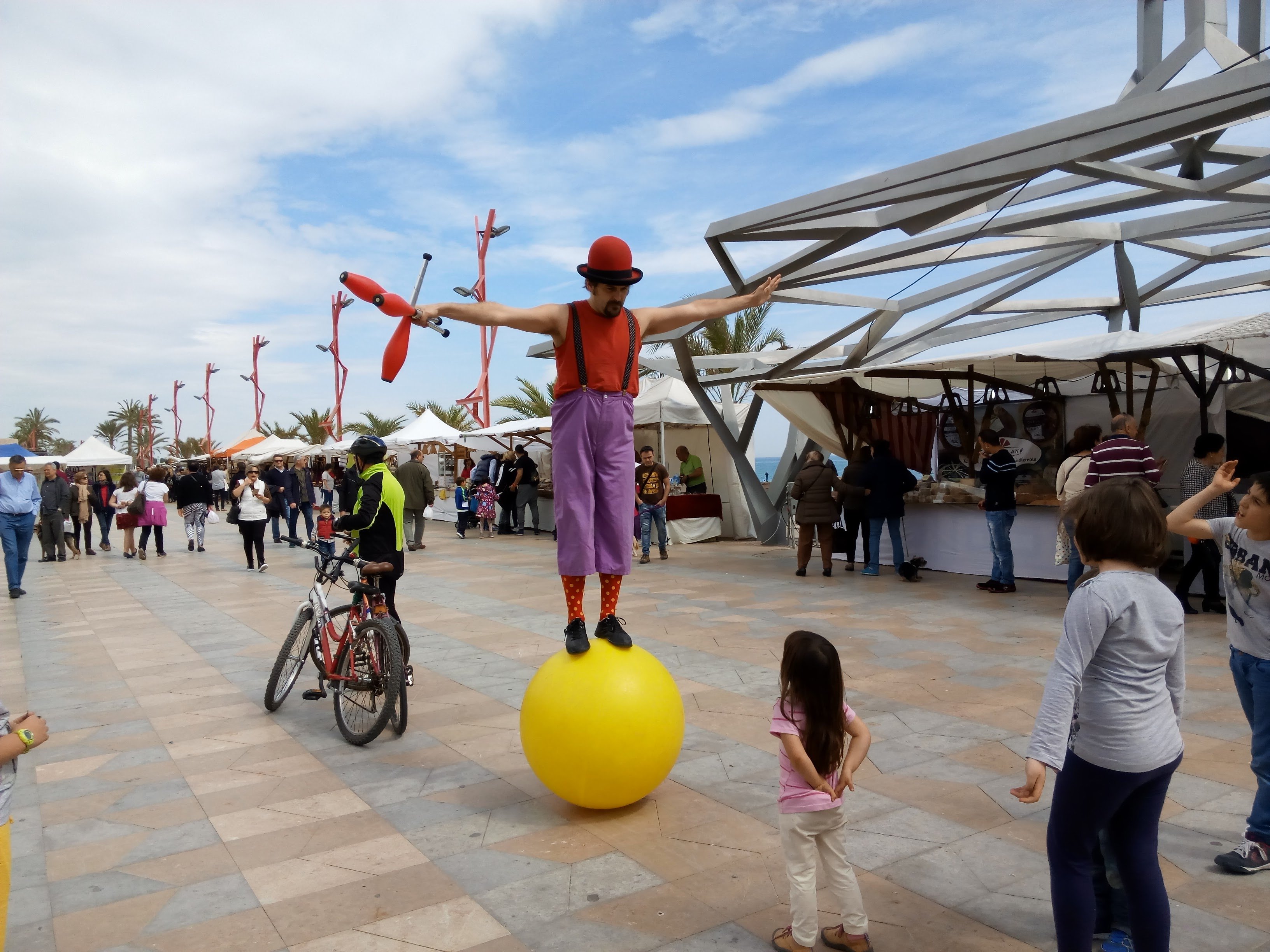 A LA LLUNA  art i entorn - Ferias - IMG 20160325 130850