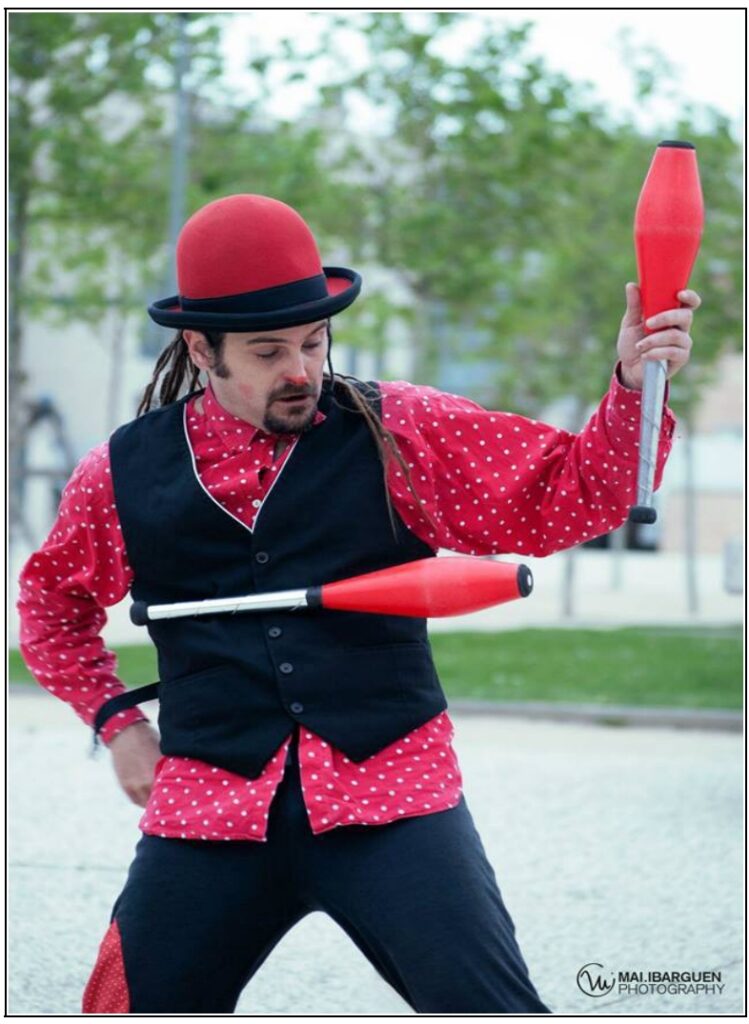 A LA LLUNA  art i entorn - KANIJO CIRCUS - foto3